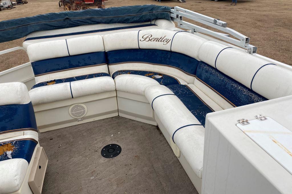 2007 Bentley 243 Fish Pontoon Boat