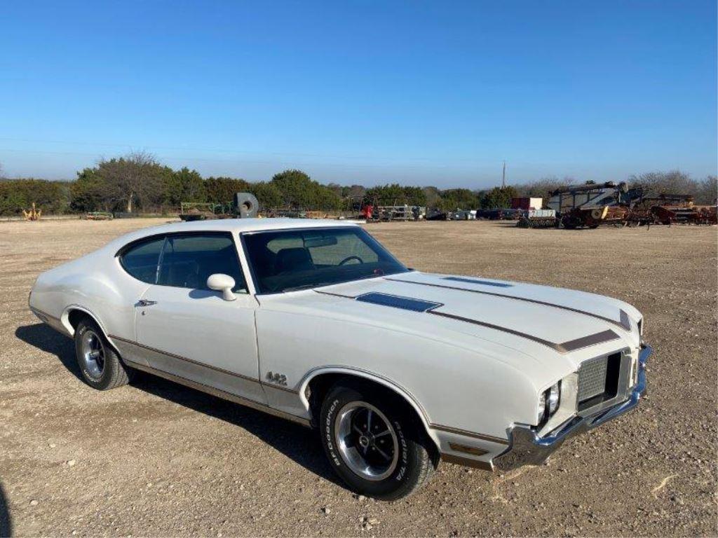 *1972 Oldsmobile Cutlass 442 Replica