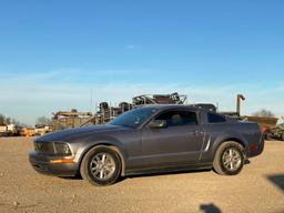 *2006 Mustang Coupe 6cylinder  5speed