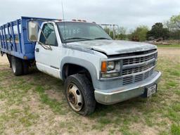 Chevy 3500 w/work bed & lift gate