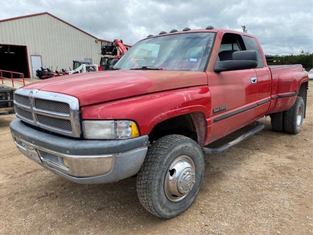 *1999 Dodge Ram 3500 Dually 4WD