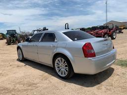 *2010 Chrysler 300 SALVAGE TITLE