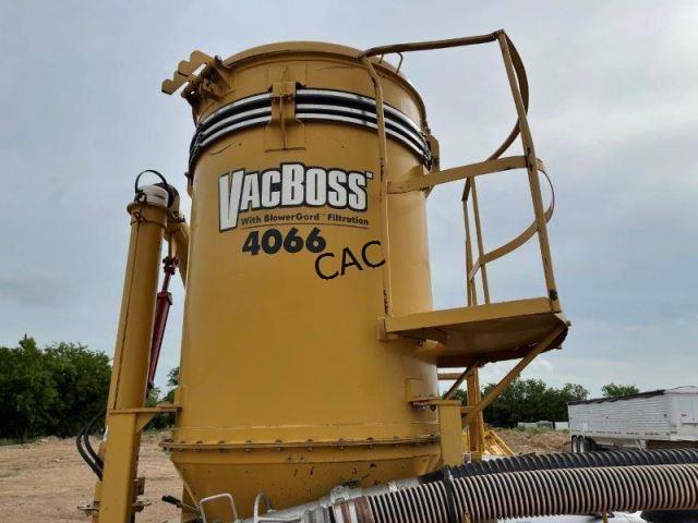 VacBoss 4066 w/Blower Gard Filtration