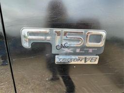 *1999 Ford F150 Triton V8