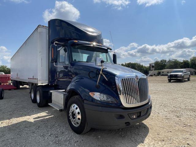 *2016 International Prostar 122 6x4 Tractor Truck