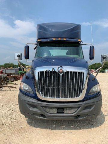 *2016 International Prostar 122 6x4 Tractor Truck