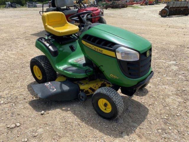 John Deere 105 Riding Mower