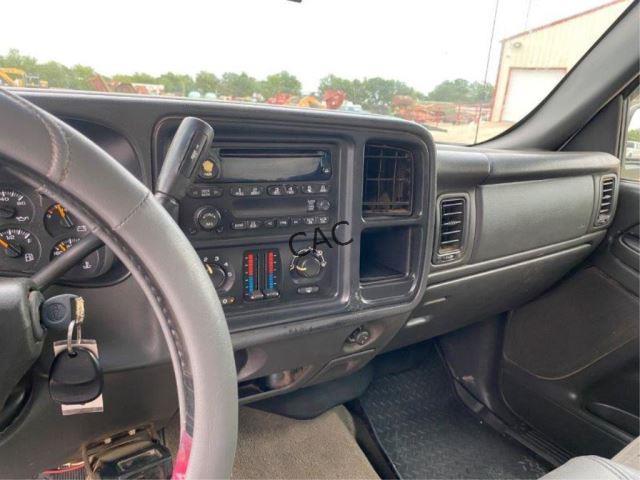 *2006 Chevrolet Silverado 2500SD Short Bed