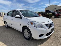 *2013 Nissan Versa SV