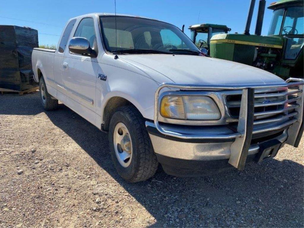 *1997 Ford F150 Extended Cab