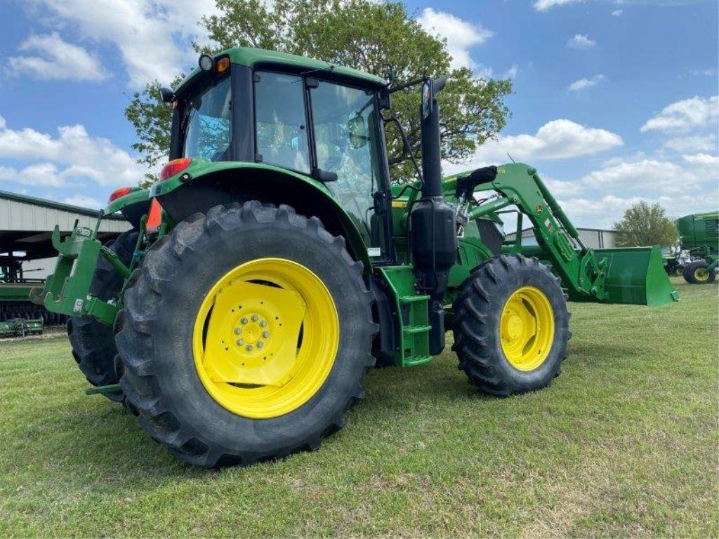 John Deere 6130M w/620R Loader