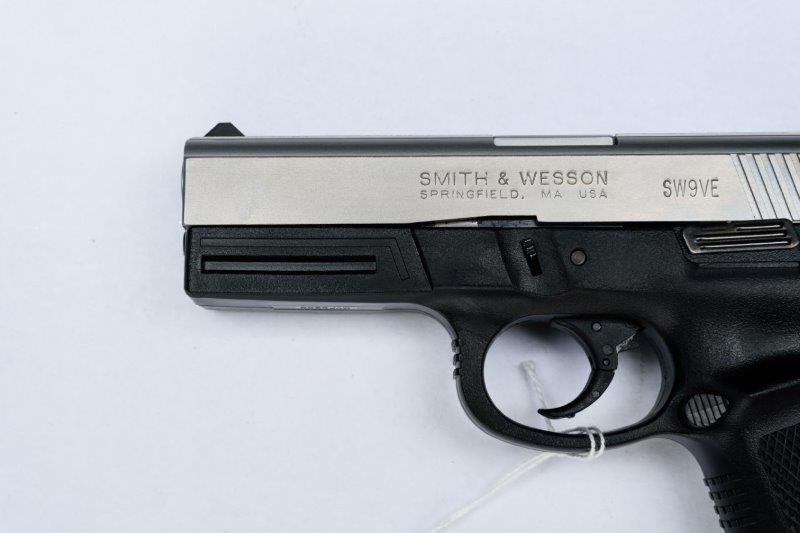 S&W Sw9VE, 9mm Pistol, DYF5206