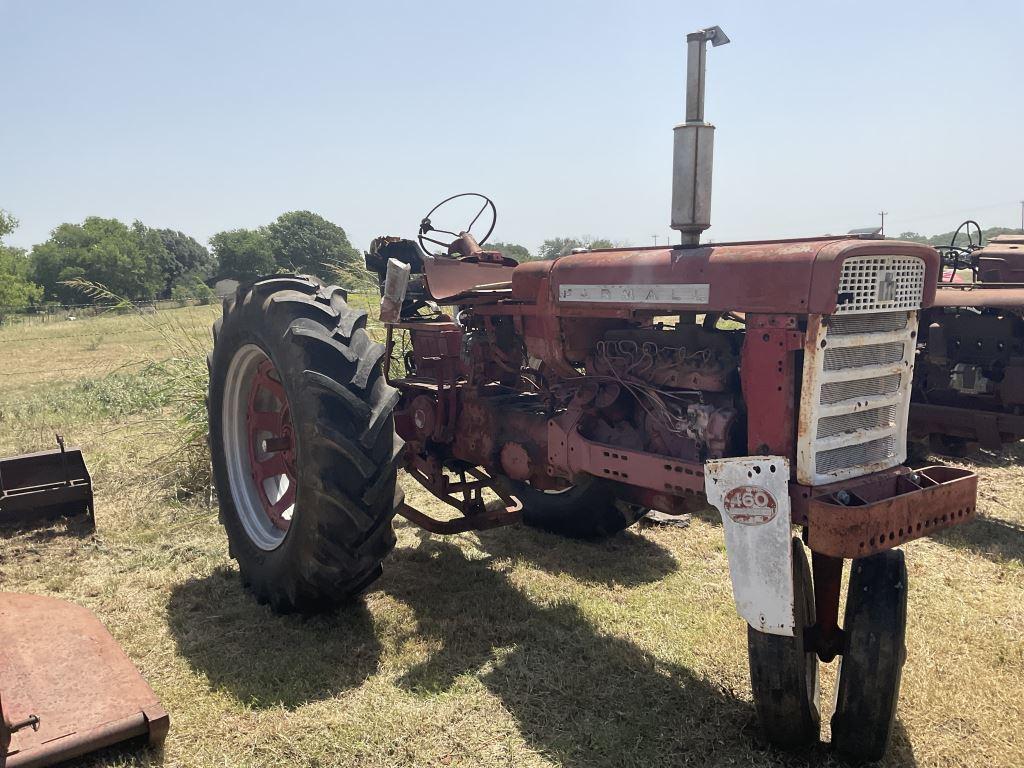 Farmall 460 Tractor