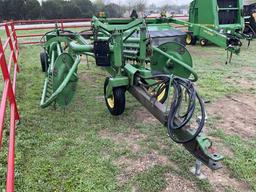 John Deere 705 Hydraulic Hay Rake