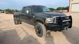 *2004 Ford F350 King Ranch Lariat FX4