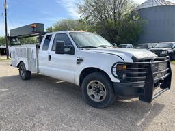 *2009 Ford F350 Utility Bed GAS