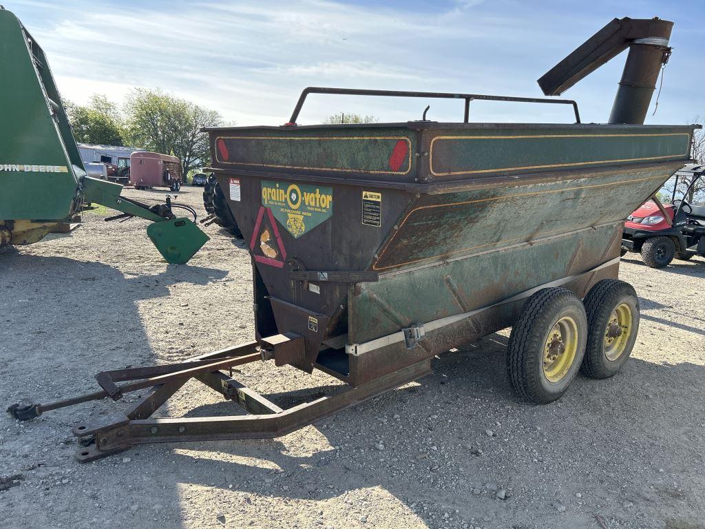 Grain-o-Vator Self Unloading Wagon