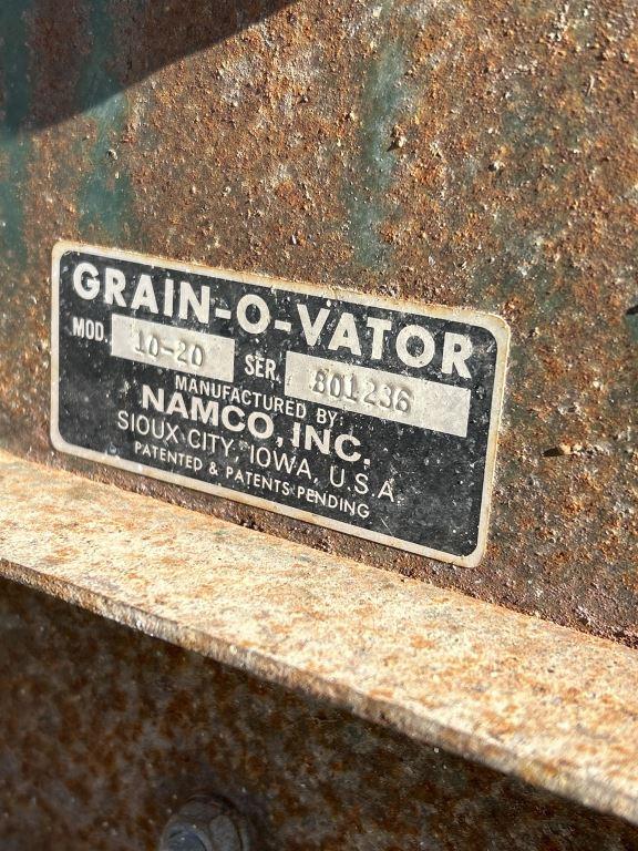 Grain-o-Vator Self Unloading Wagon