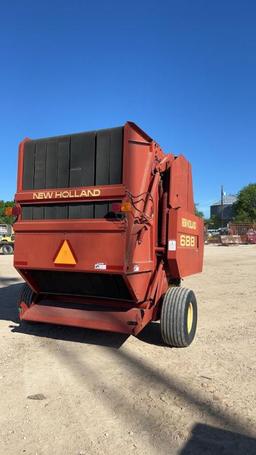 New Holland 688 Baler