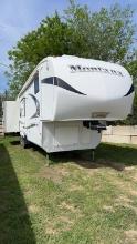 *Montana 5th Wheel Camper