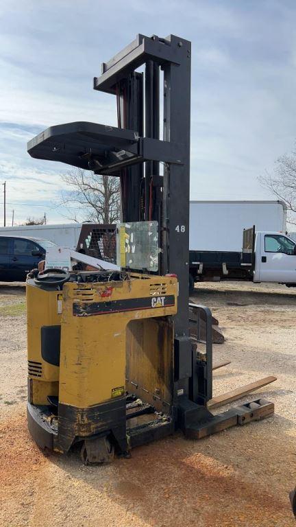 CAT NRR40 Reach Forklift