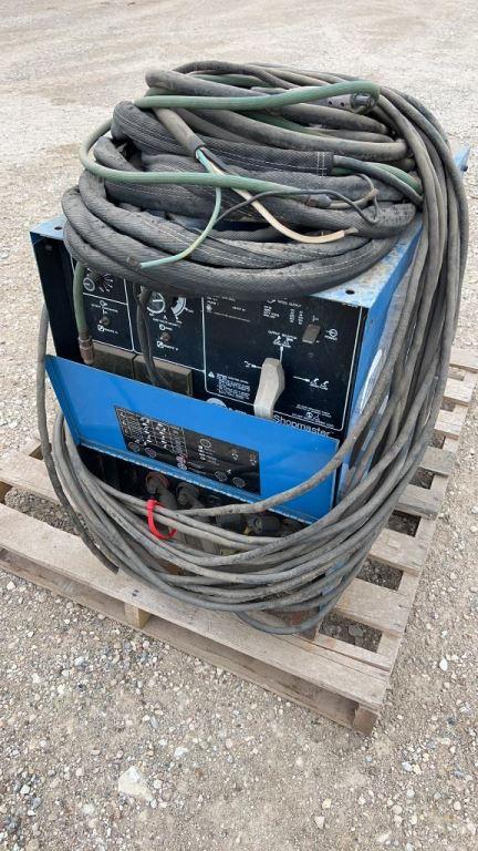 Miller Shopmaster CV/CC Welder