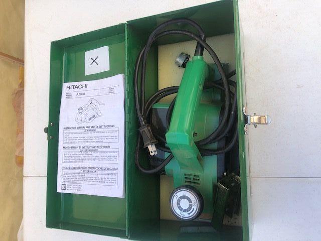 Hitachi Heavy Duty Electric Planer