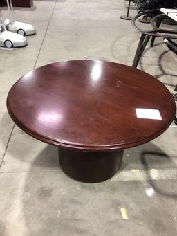 48" Round Table