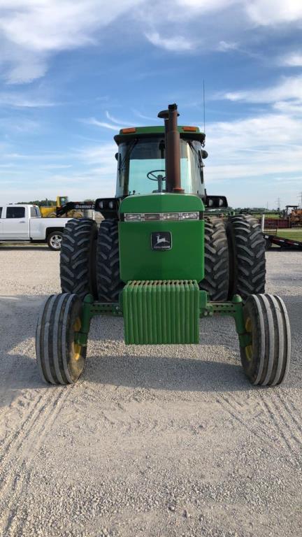 JD 4555 Tractor