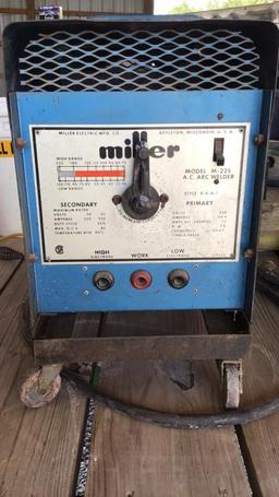 Miller M-225 Arc Welder