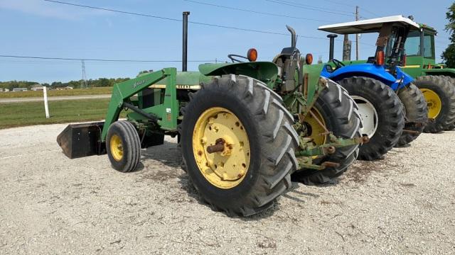 John Deere 2840 Tractor w/Koyker 500 Loader