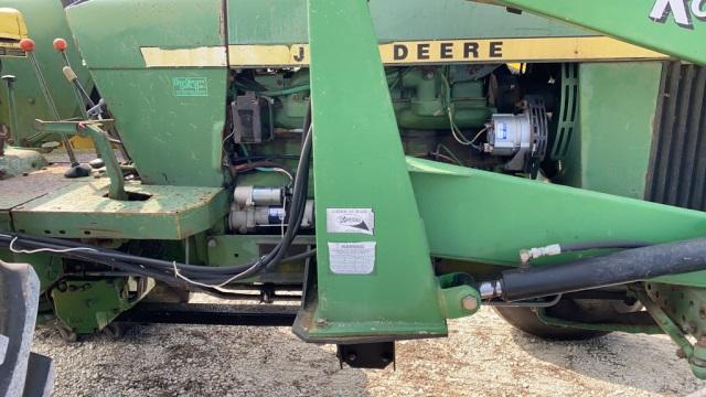 John Deere 2840 Tractor w/Koyker 500 Loader