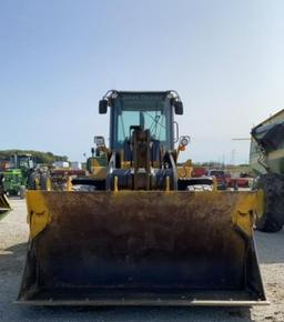 John Deere 624J Pay Loader