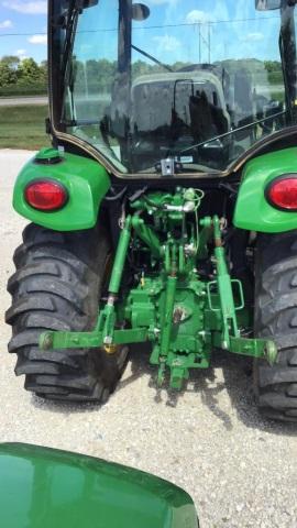 John Deere 3039R Tractor w/320R Loader