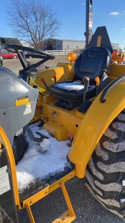 Cub Cadet 8354 SS Tractor w/Woods 1012 Loader