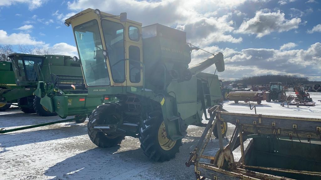 John Deere 45EB Combine