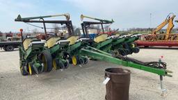 John Deere 7000 12 Row Planter