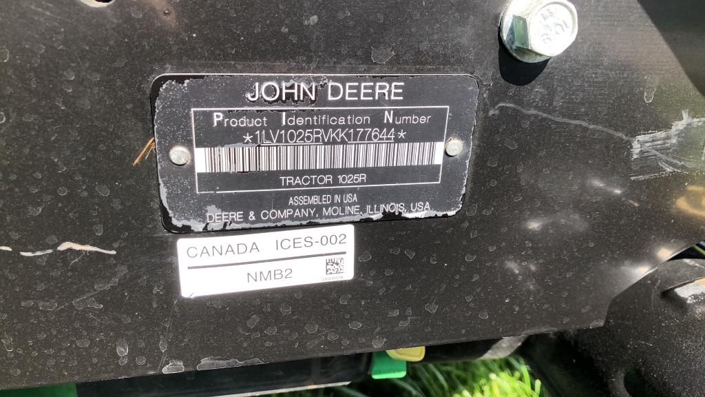 John Deere 1025R