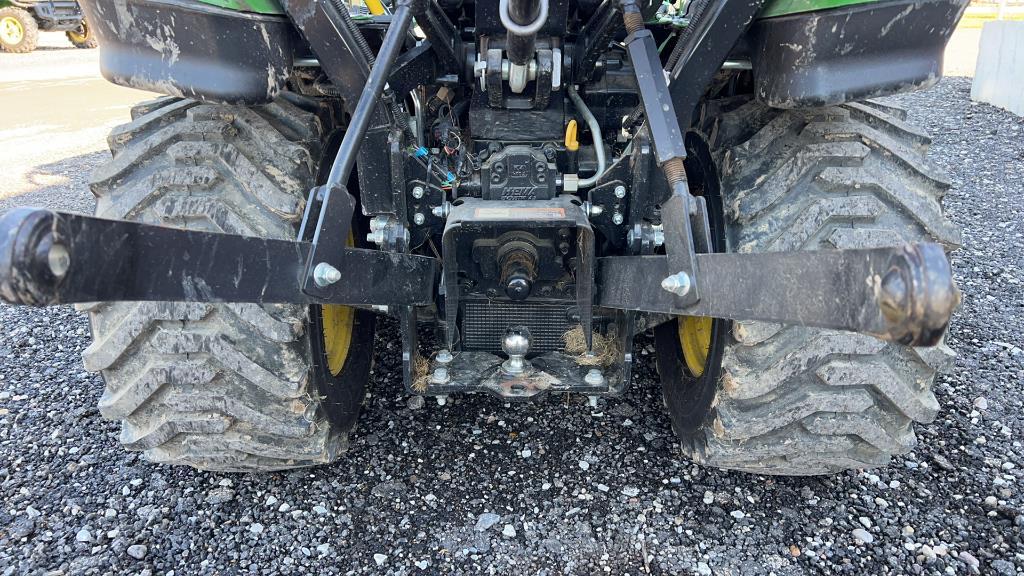 2019 John Deere 1025R