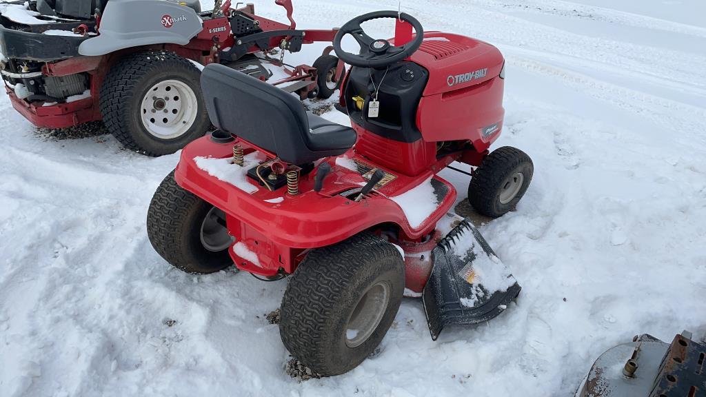 Troy-Bilt Pony 7 Speed Transmission Riding Mower