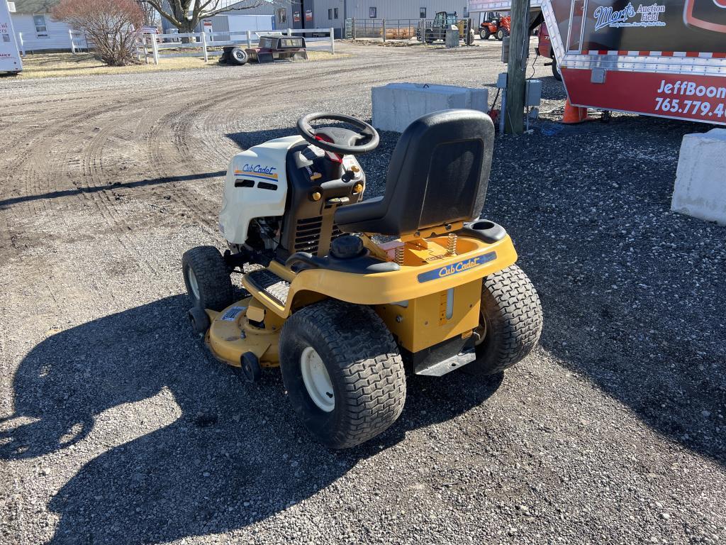 Cub Cadet LT1042 Riding Mower