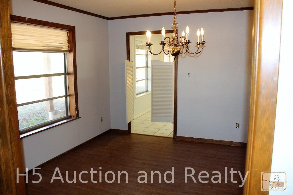 REAL ESTATE AUCTION