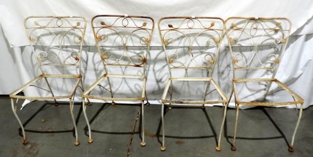 Set Of 4 Vintage Metal Lawn Chairs
