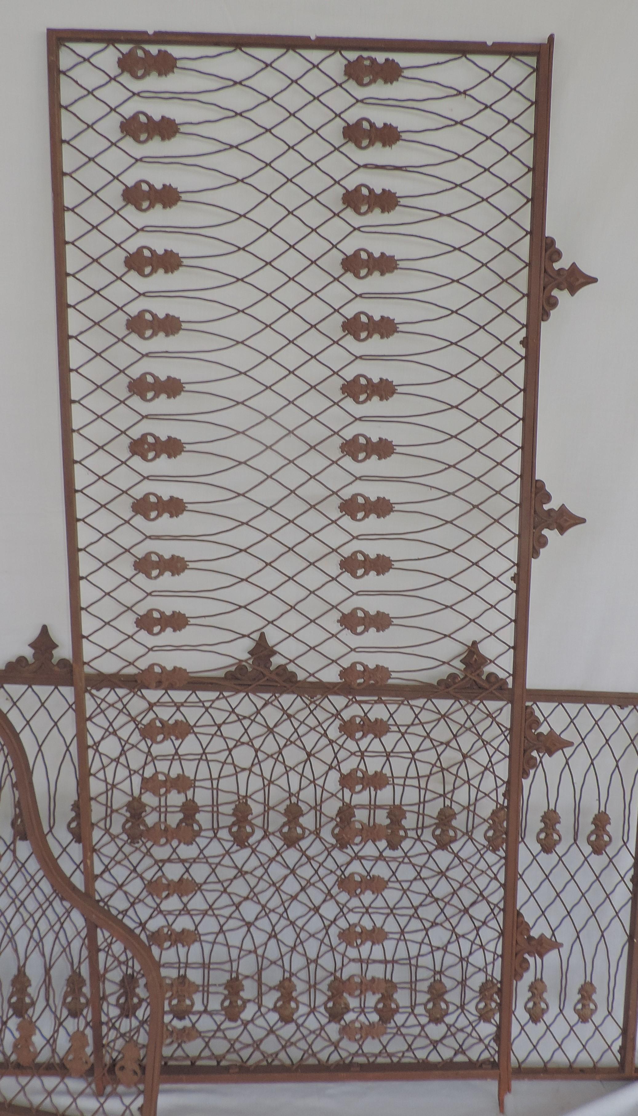 (5) Piece set of Wrought Iron Fencing