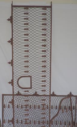 (5) Piece set of Wrought Iron Fencing