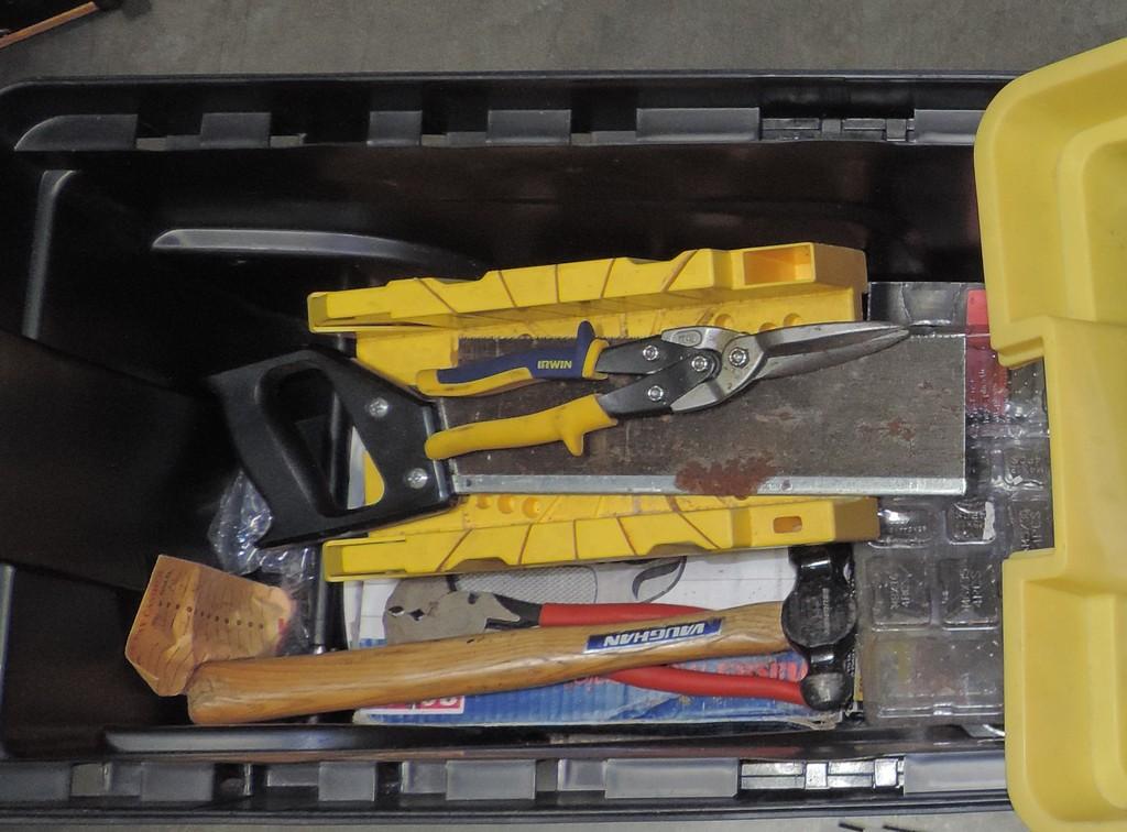 Stanley Pro Mobile Tool Chest With Tools