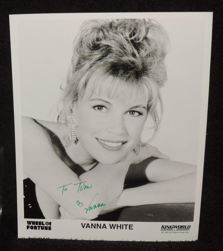 Autographed 8x10 Photo of Vanna White