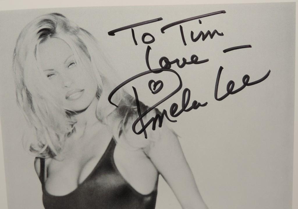 Autographed Pamela Lee Anderson 8x10 Photo