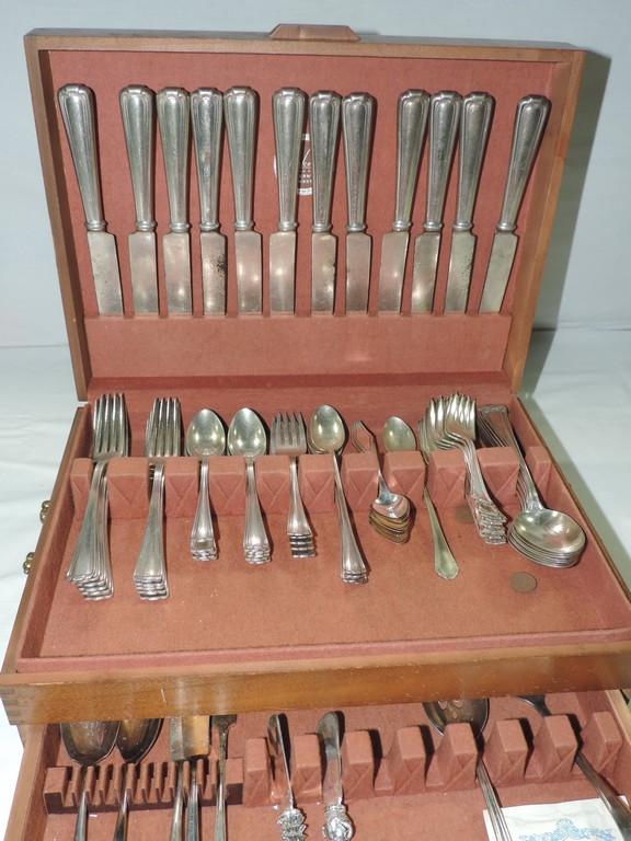 Vintage 41 Pc 1847 Rogers Brothers Silver-plate Service With Other Different Pattern Flatware