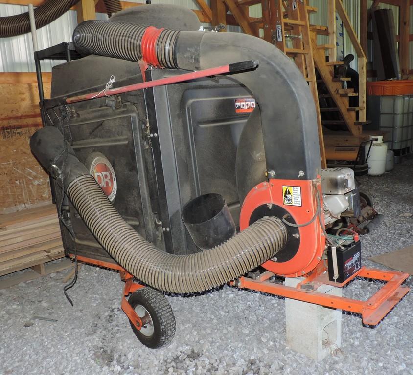 D.R. Lawn Vacuum Pull Type